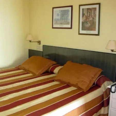 Aparthotel Aguadulce 3*